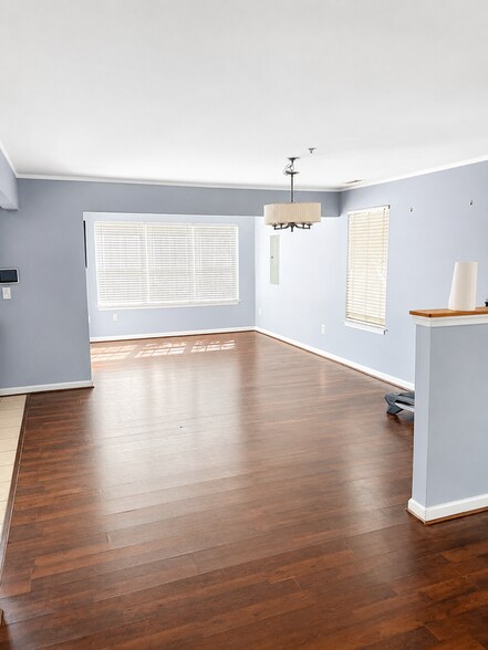 Building Photo - 109 Canvasback Way