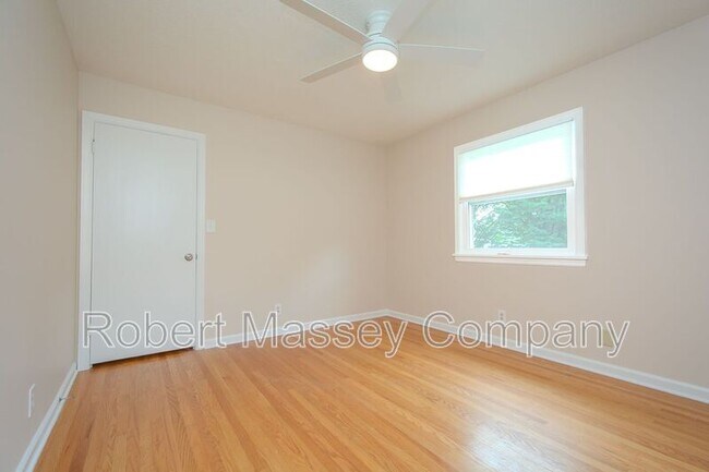 Building Photo - 1813 Crossgate Ln