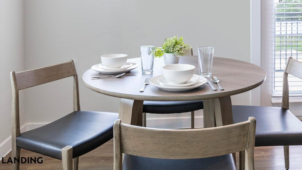 Building Photo - 5000 Euclid Ave