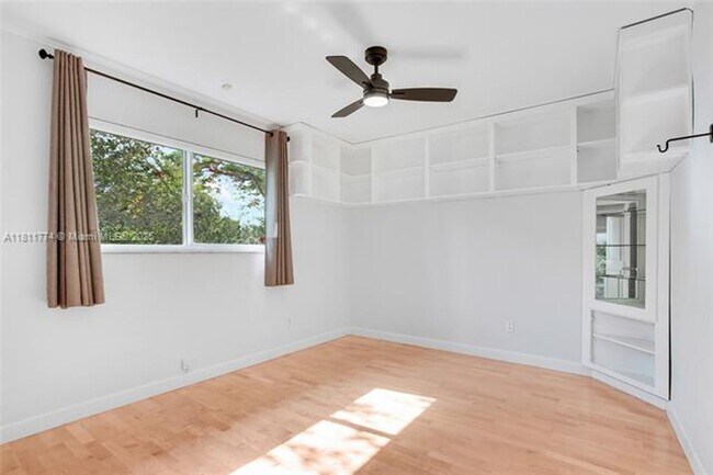 Building Photo - 7775 SW 145th St