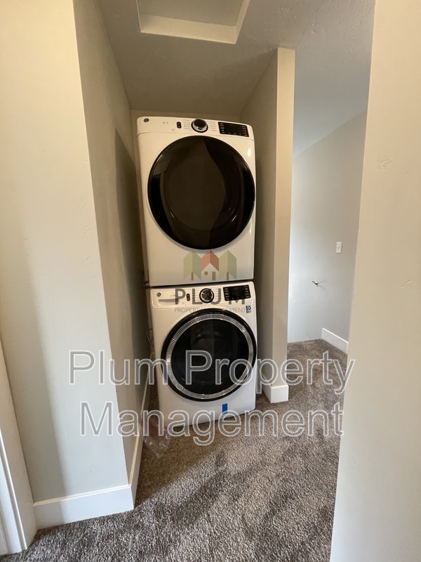 Building Photo - 2708 B Koly Ct