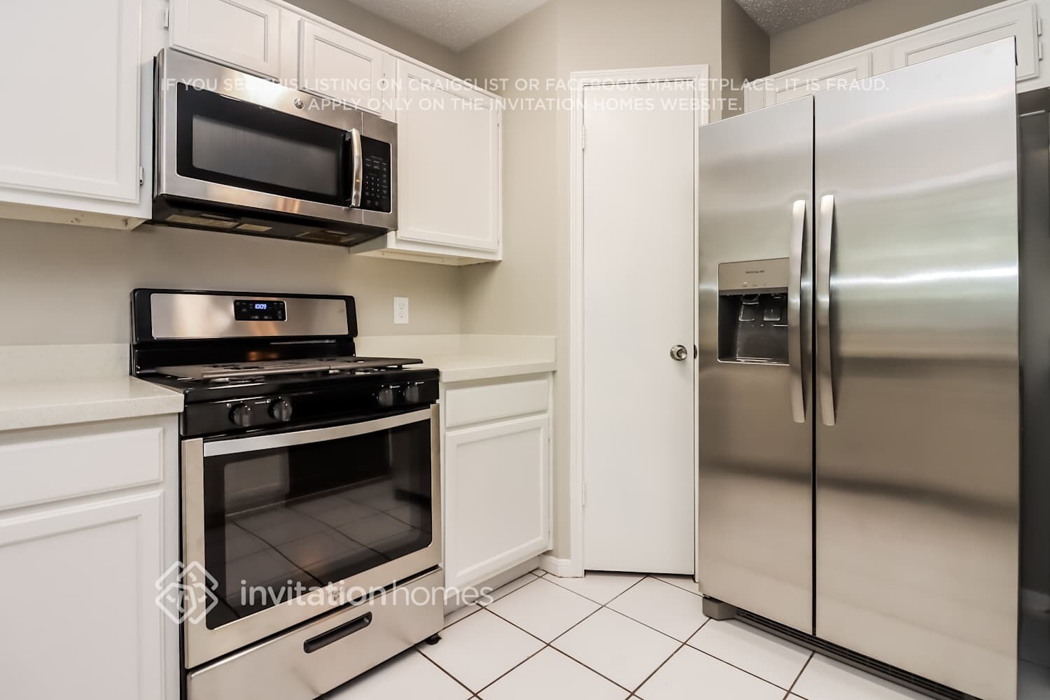 Building Photo - 9327 Bayou Bluff Dr