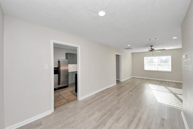 Building Photo - 2919 Elser St