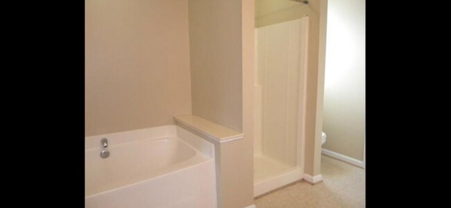 Master Bath - 2736 Mulberry Loop