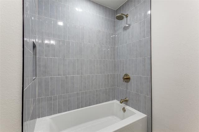 Building Photo - 2013 Cornell Dr