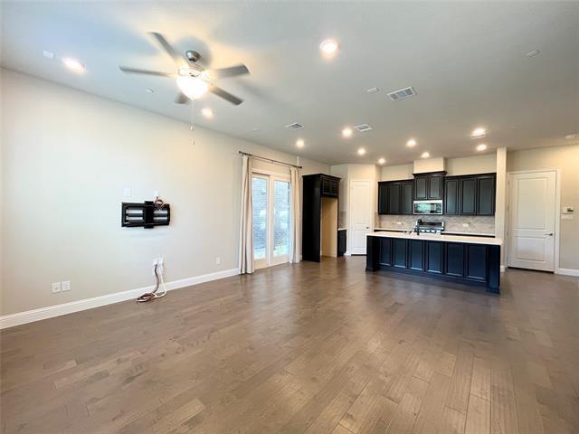Building Photo - 1331 Bailey Ln