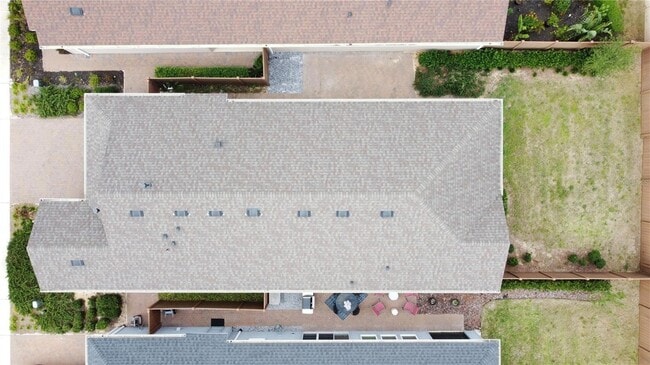 Building Photo - 345 Alcove Dr