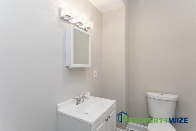 Building Photo - 1814 E 30th St