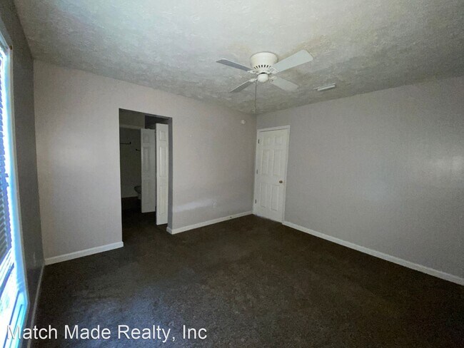 Building Photo - 4 br, 2 bath House - 1217 Clock St.