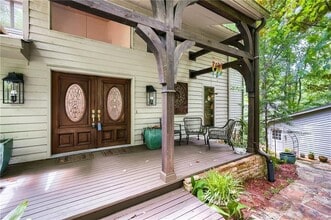 Building Photo - 570 Idlewood Dr NW