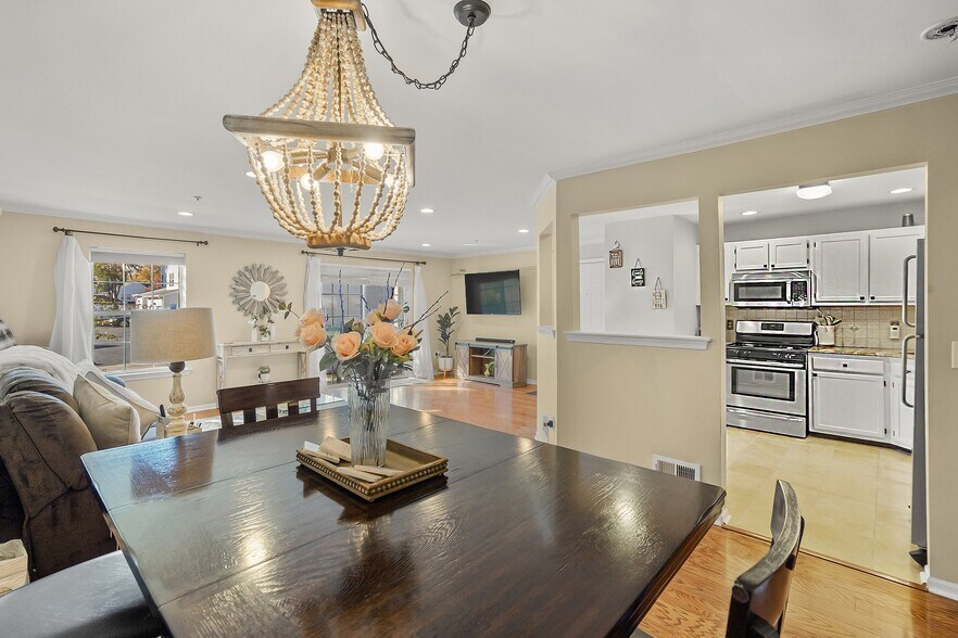 Building Photo - 3202 Appleton Way