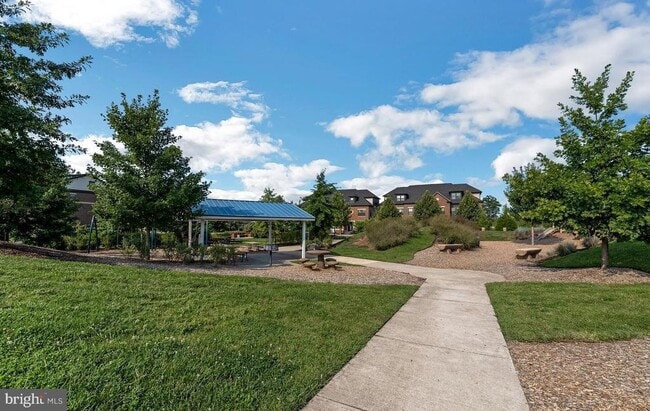 Building Photo - 22426 Philanthropic Dr
