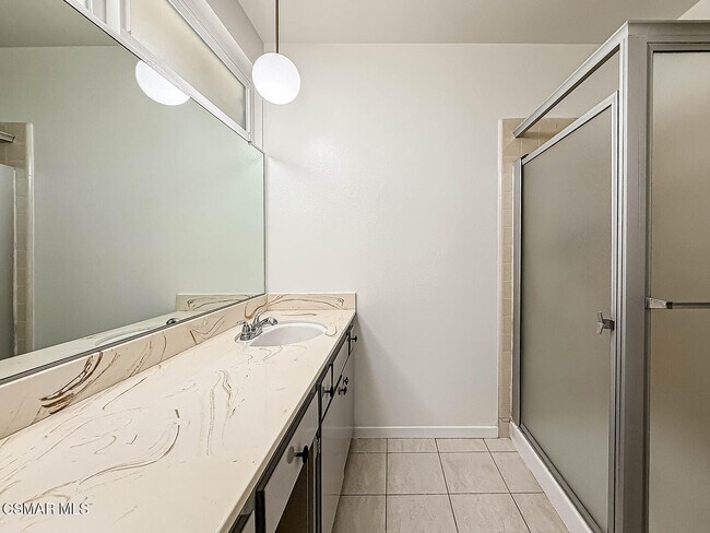 Building Photo - 3761 Patrick Henry Pl