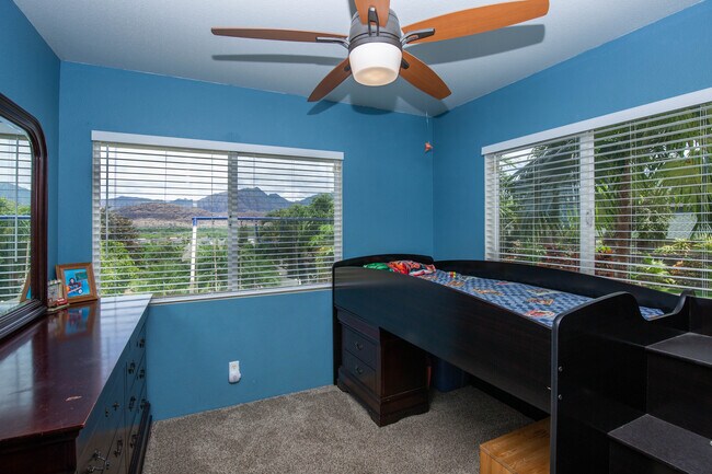 Building Photo - Ocean, Mountains & Sunset Views - 27 PV Pa...