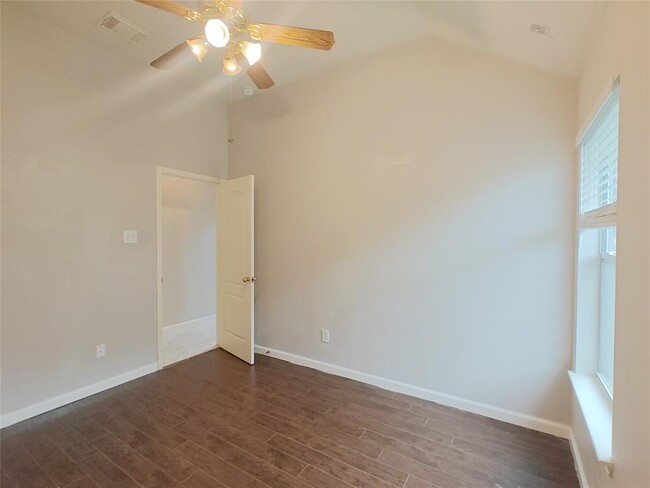 Building Photo - 3221 Bruno Way