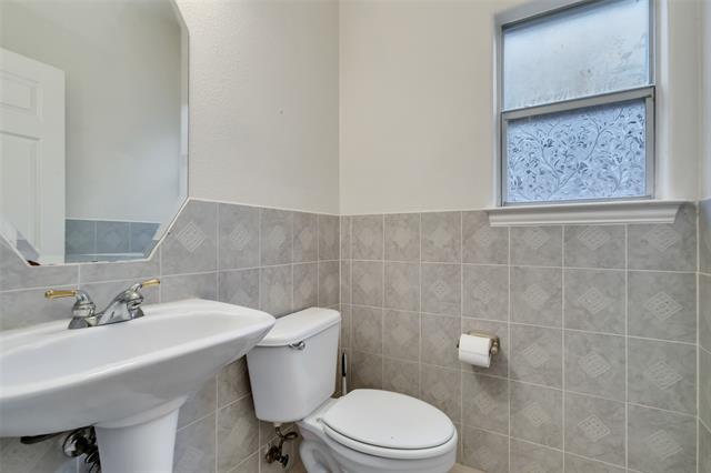 Building Photo - 910 Kilbridge Ln