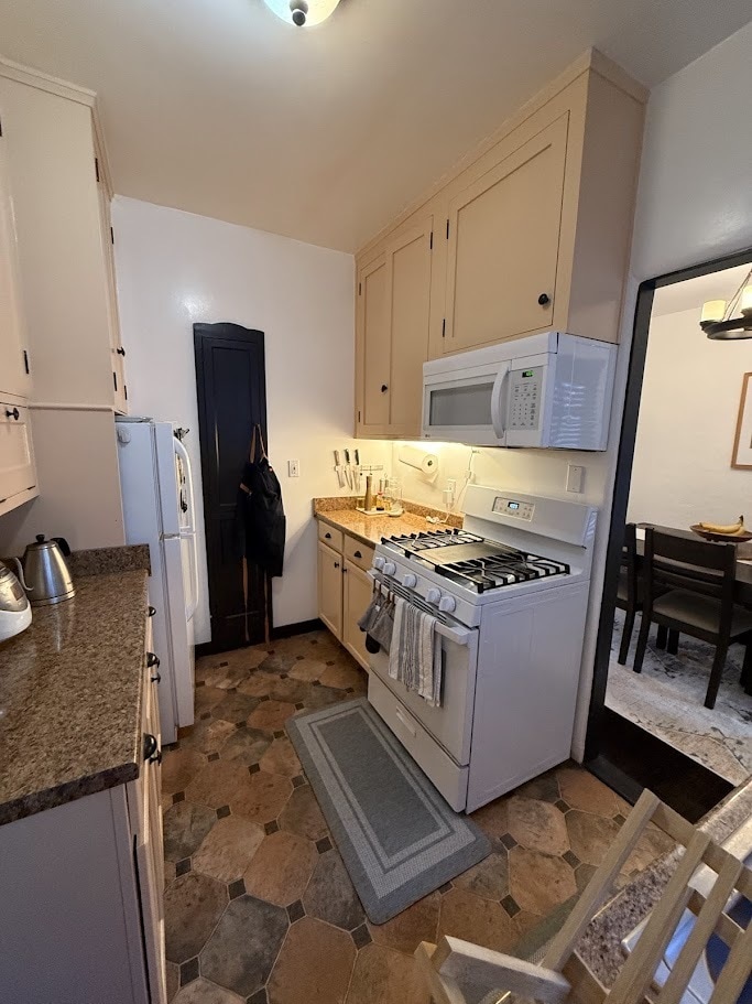 Building Photo - 3639 1st Ave