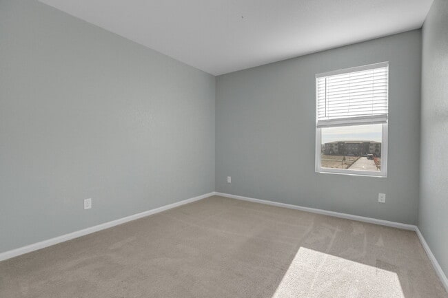 Building Photo - $2,395.95- 3 Bed, 2.5 Bath Townhome with Central AC, and In Unit Laundry!