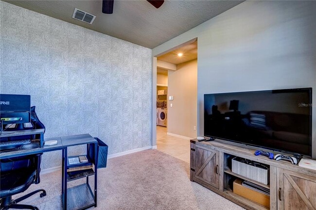 Building Photo - 10210 Daybreak Glen