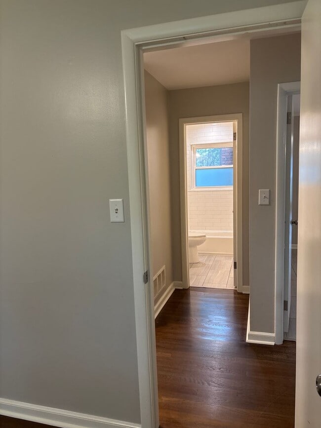 Building Photo - 3819 Marie Cook Dr