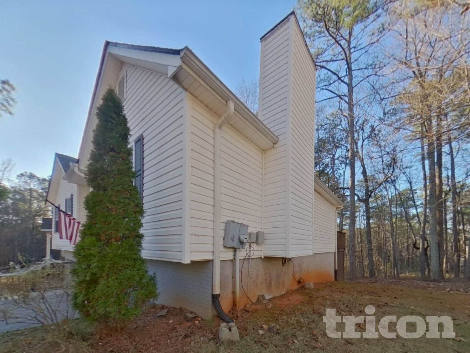 Building Photo - 2211 Ashton Dr