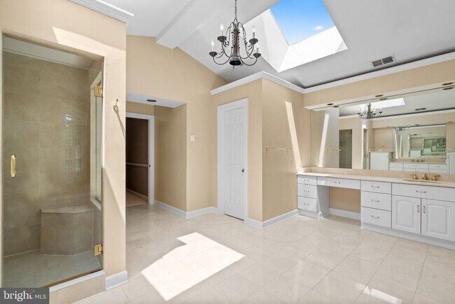 Building Photo - 1301 Daviswood Dr