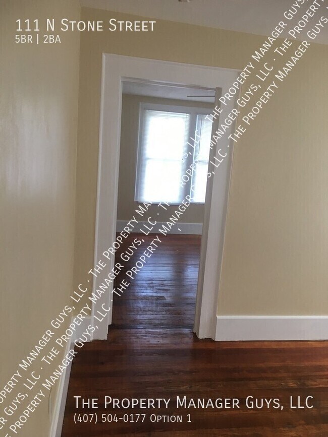 Building Photo - 111 N Stone St