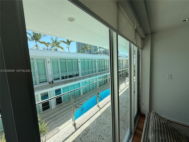 Building Photo - 1601 West Ave