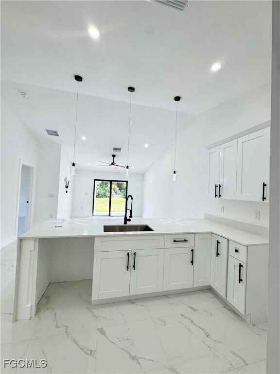 Building Photo - 668 Chemstrand St E