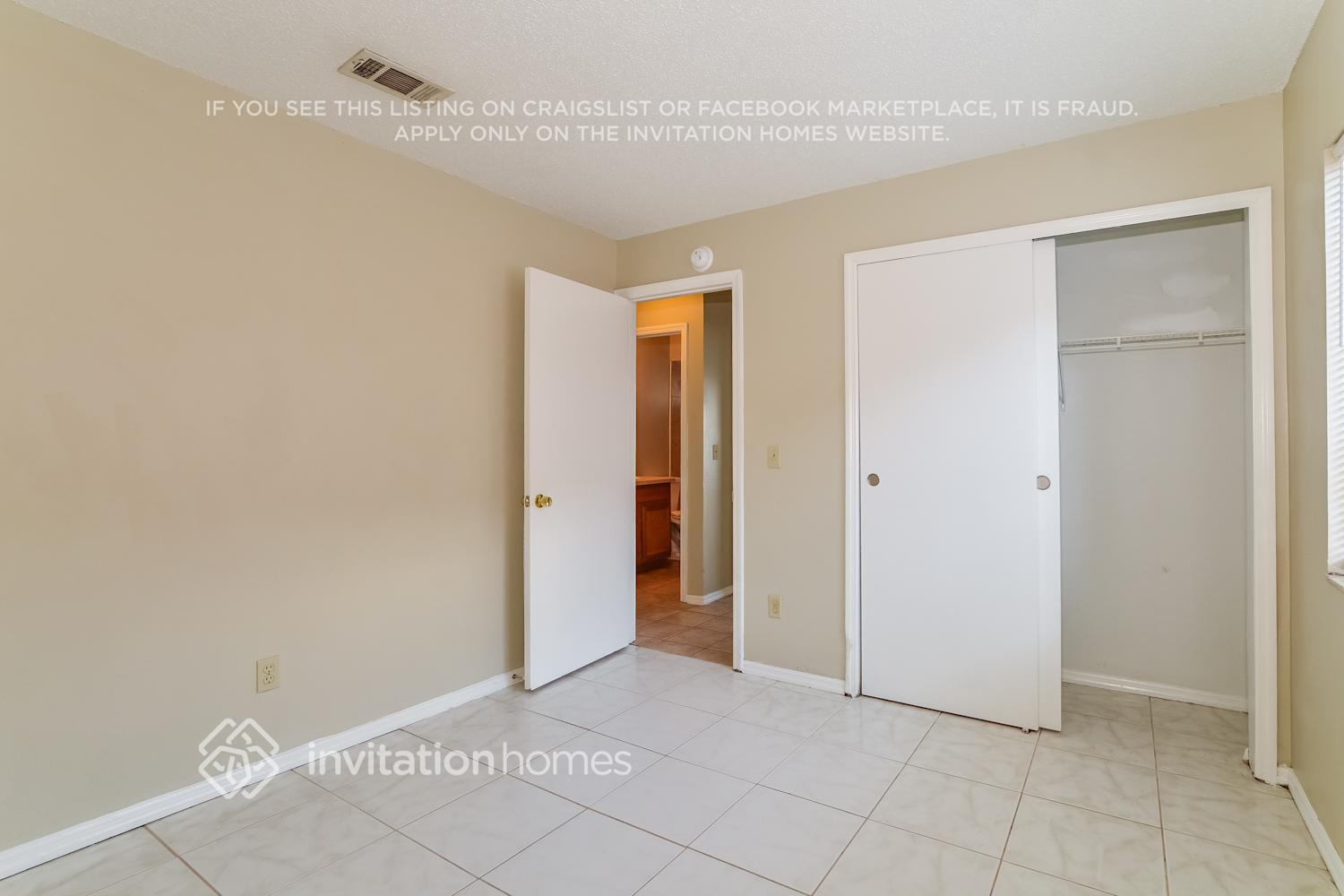 Building Photo - 155 Pinewood Cir
