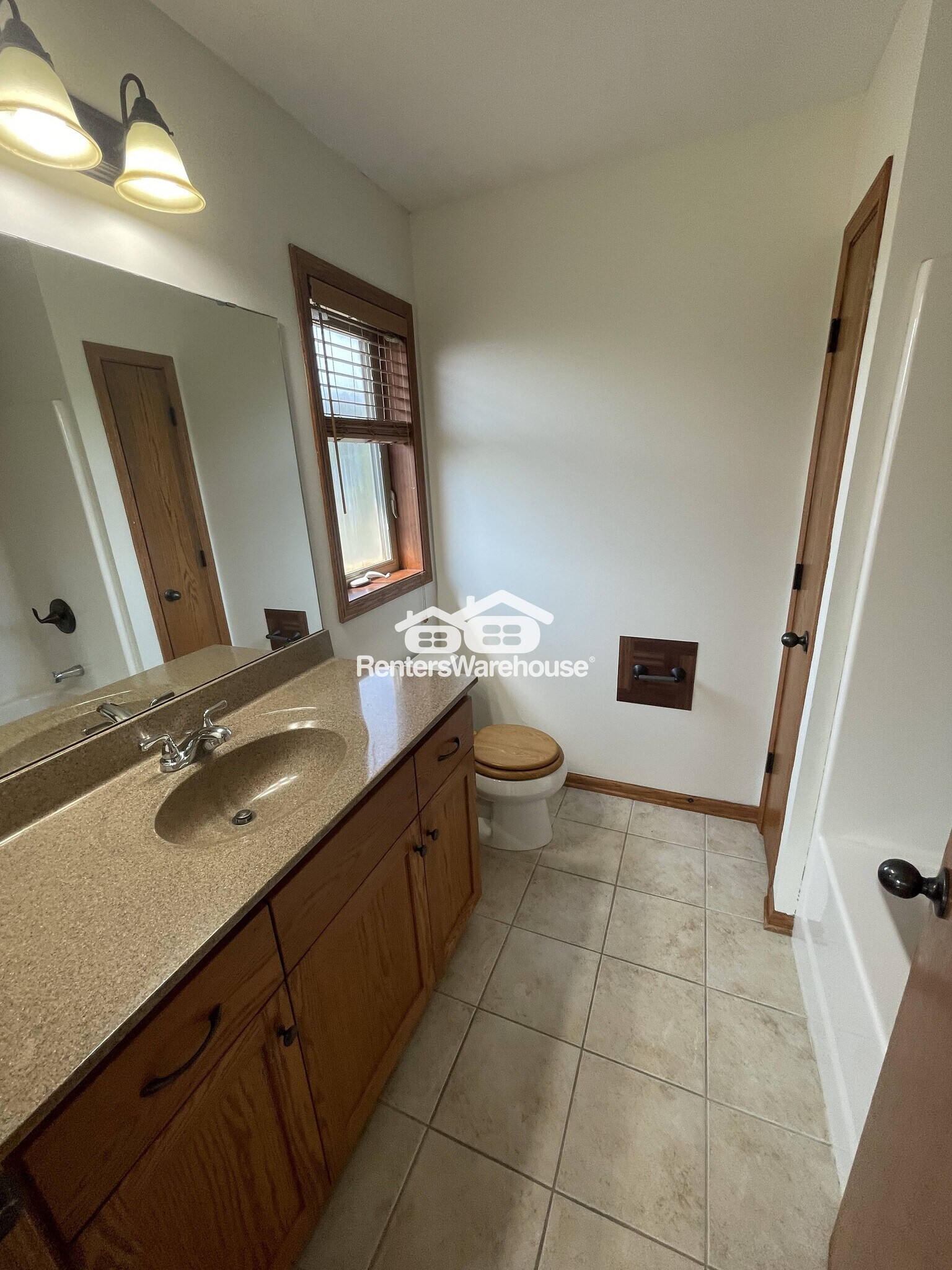 Building Photo - 6311 Fairway Dr NW