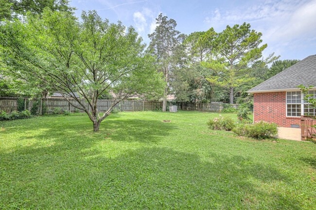 Building Photo - 405 Sandi Ct