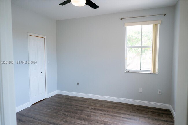 Building Photo - 12164 SW 124th Ct