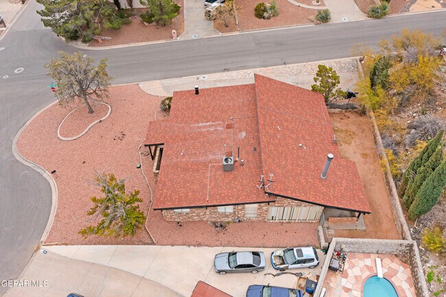 Building Photo - 8201 Big Bend Dr