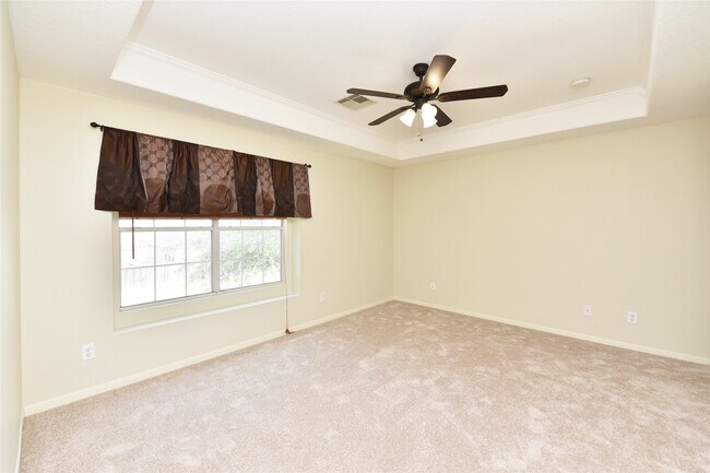 Building Photo - 29631 Turnbury Village Dr