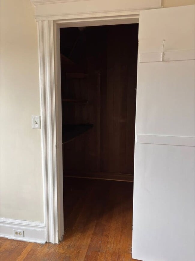 Building Photo - 478-480 Sanford Ave