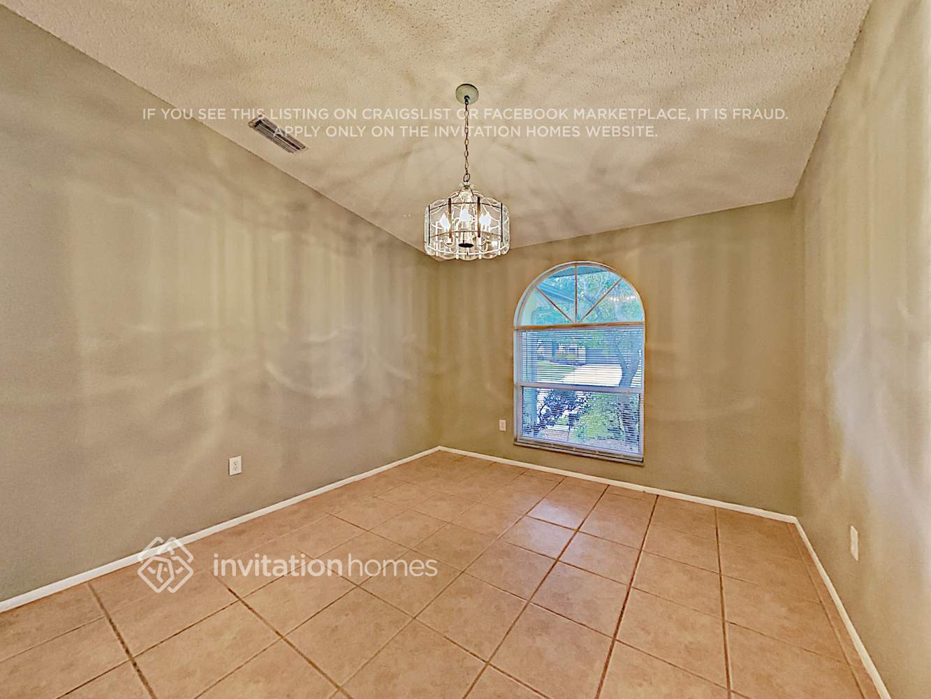 Building Photo - 2275 Cork Oak St W