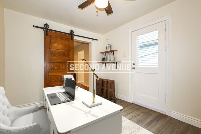 Building Photo - 625 Vine ST