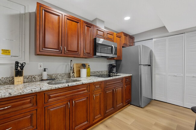 Building Photo - 3810 Nicholson St