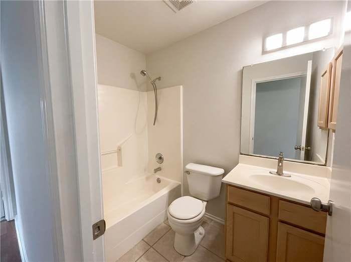 Building Photo - 3201 Keltic Dr