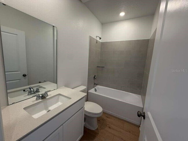 Building Photo - 5153 Natalia Dr