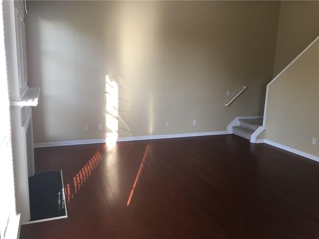 Building Photo - 708 Wendlebury Ct