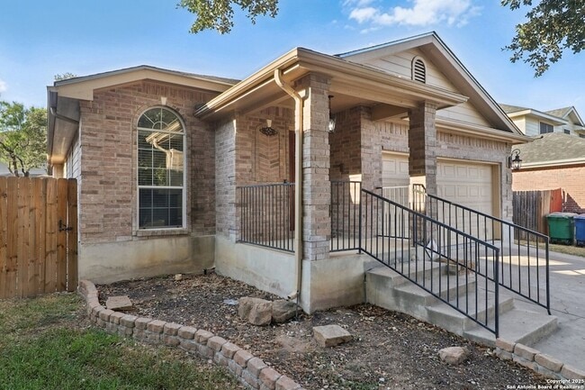 Building Photo - 4119 Chinkapin Oak