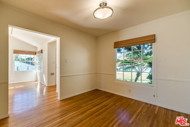 Building Photo - 1616 Ashland Ave