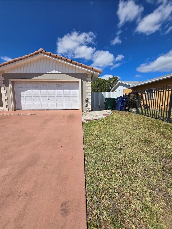 Building Photo - 10805 SW 165th Terrace