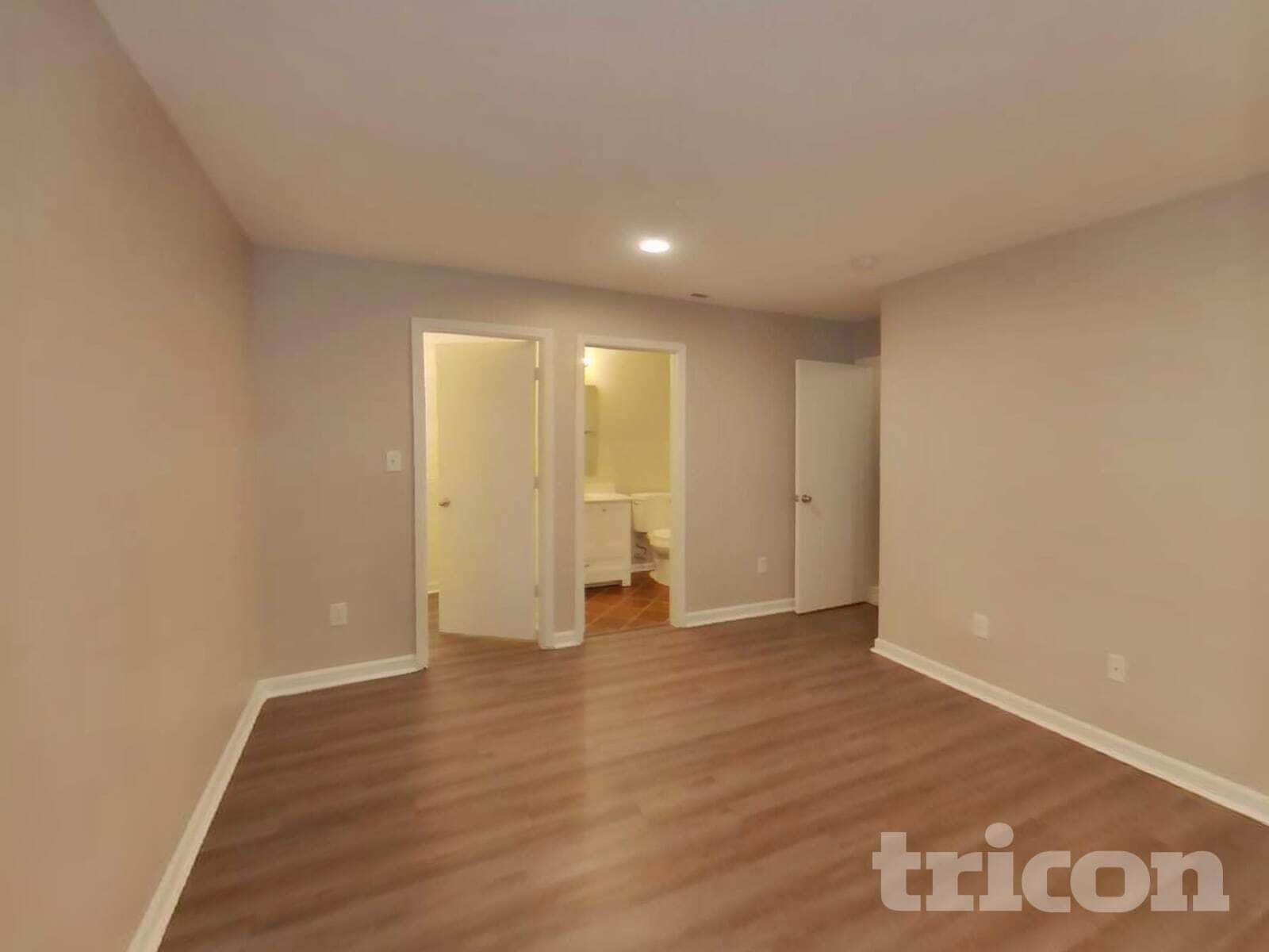 Building Photo - 12298 Wolf Run Rd