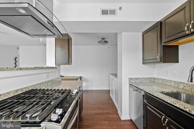 Building Photo - 3902 14th St NW