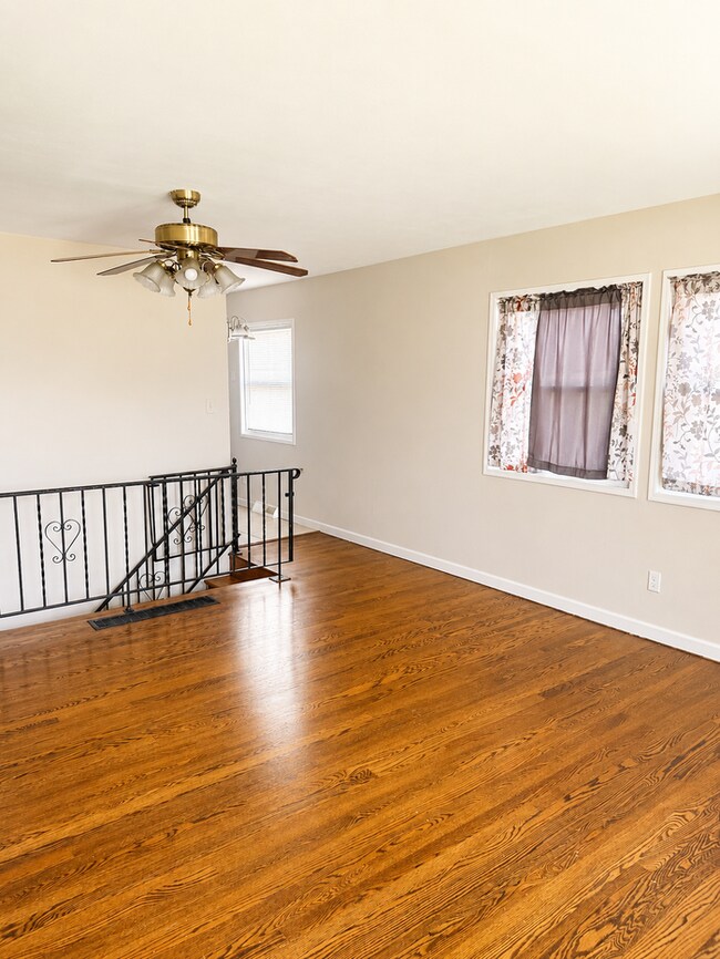 Building Photo - 10933 Brookings Dr