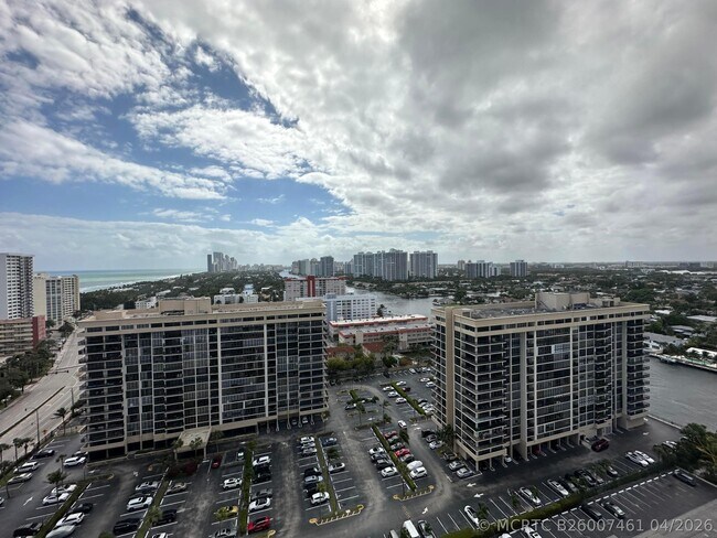 Building Photo - 1985 S Ocean Dr