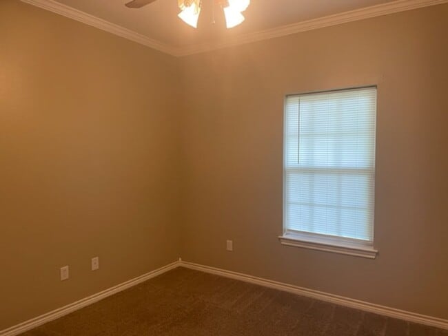 Building Photo - 3/2/2 PTISD